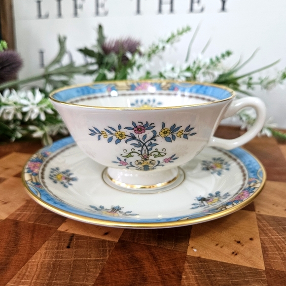 Blue Tree Lenox Tea Cup and Saucer vintage Discontinued Pattern - Picture 1 of 13